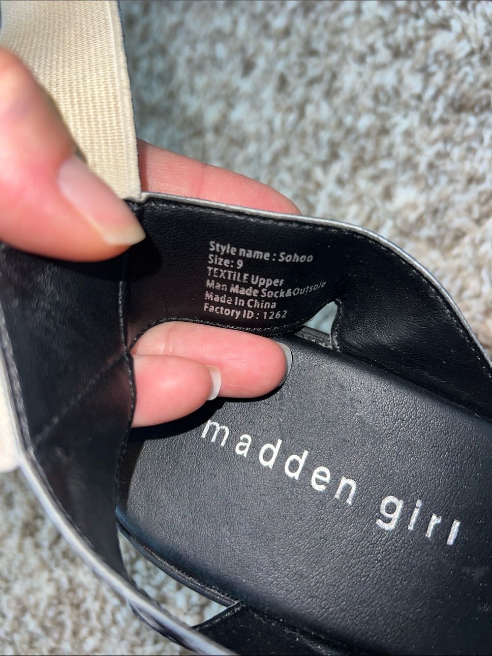 Madden Girl Black & White Snake-Print Platform Sandals- Worn once! Size 9! - Picture 6 of 12